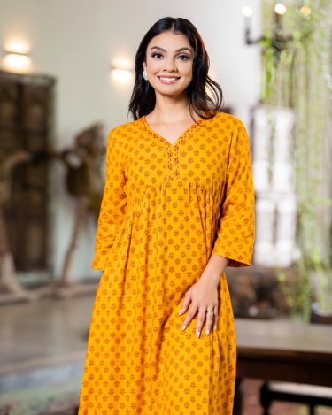 Beadwork Detailed Summer Moss Empire Short Dress